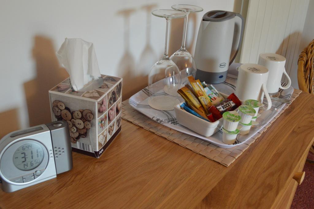 كارديغين Troedyrhiw Bed & Breakfast الغرفة الصورة